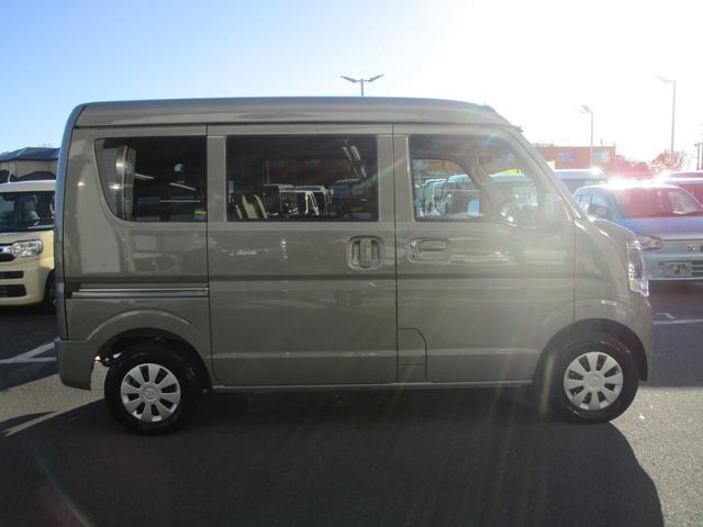 エブリイ ＪＯＩＮターボ　６型　ディスプレイオーディオ＆バックカメラ　ディスプレイオーディオ＆バックカメラ　両側スライドドア＆クローザー　前後ブレーキサポート　ＬＥＤランプ　オートライト＆オートハイビーム　スマートキー　ＵＳＢチャージャー　シートヒーター（8枚目）