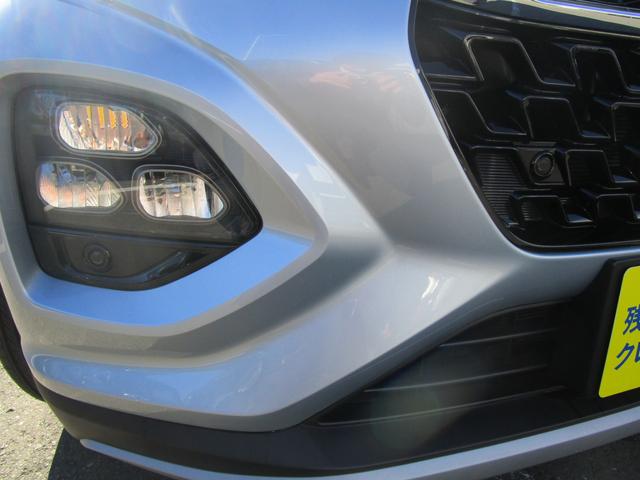 フロンクス １型　４ＷＤ　コネクト全方位カメラナビ　ＥＴＣ　ＬＥＤ　４ＷＤ　コネクト全方位カメラナビ　ＨＤＭＩ　ＥＴＣ　前後ブレーキサポート　前後コーナーセンサー　アダプティブクルコン　電動パーキング＆オートホールド　ＬＥＤ　アルミ　シートヒーター　置くだけ充電（4枚目）