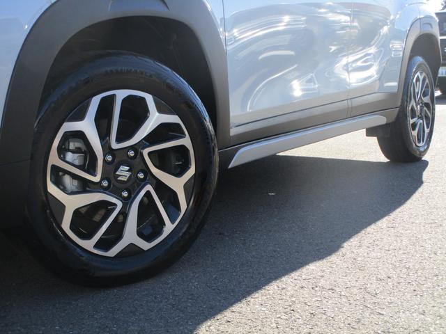 フロンクス １型　４ＷＤ　コネクト全方位カメラナビ　ＥＴＣ　ＬＥＤ　４ＷＤ　コネクト全方位カメラナビ　ＨＤＭＩ　ＥＴＣ　前後ブレーキサポート　前後コーナーセンサー　アダプティブクルコン　電動パーキング＆オートホールド　ＬＥＤ　アルミ　シートヒーター　置くだけ充電（6枚目）