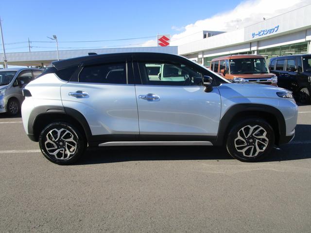 フロンクス １型　４ＷＤ　コネクト全方位カメラナビ　ＥＴＣ　ＬＥＤ　４ＷＤ　コネクト全方位カメラナビ　ＨＤＭＩ　ＥＴＣ　前後ブレーキサポート　前後コーナーセンサー　アダプティブクルコン　電動パーキング＆オートホールド　ＬＥＤ　アルミ　シートヒーター　置くだけ充電（9枚目）