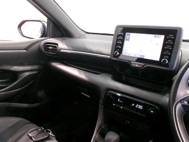 ヤリス ハイブリッドＸ　メモリーナビ　ミュージックプレイヤー接続可　バックカメラ　衝突被害軽減システム　ＥＴＣ　記録簿（10枚目）