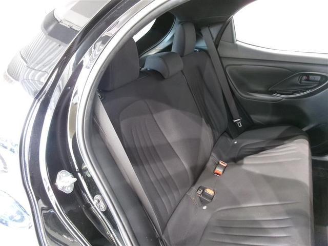 ヤリス ハイブリッドＸ　メモリーナビ　ミュージックプレイヤー接続可　バックカメラ　衝突被害軽減システム　ＥＴＣ　記録簿（15枚目）