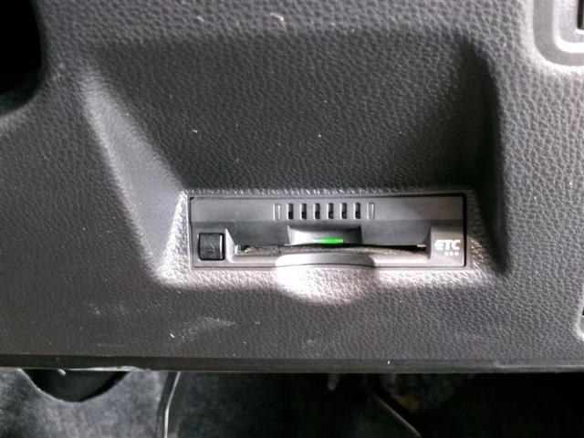 ヤリス Ｘ　メモリーナビ　ミュージックプレイヤー接続可　バックカメラ　衝突被害軽減システム　ＥＴＣ（12枚目）