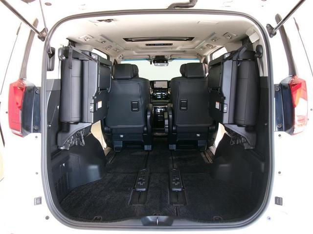 アルファードハイブリッド SR Cパッケージ サンルーフ 4WD フルセグ メモリーナビ DVD再生 後席モニター バックカメラ 衝突被害軽減システム ETC 両側電動スライド LEDヘッドランプ 乗車定員7人 3列シート ワンオーナー 記録簿(17枚目)