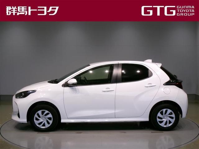 ヤリス Ｘ　４ＷＤ　メモリーナビ　ミュージックプレイヤー接続可　バックカメラ　衝突被害軽減システム　ＥＴＣ　記録簿（2枚目）