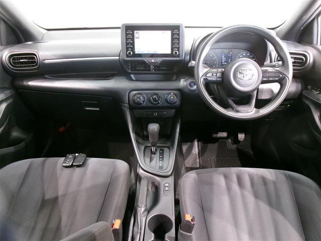 ヤリス Ｘ　メモリーナビ　ミュージックプレイヤー接続可　バックカメラ　衝突被害軽減システム　ＥＴＣ（4枚目）