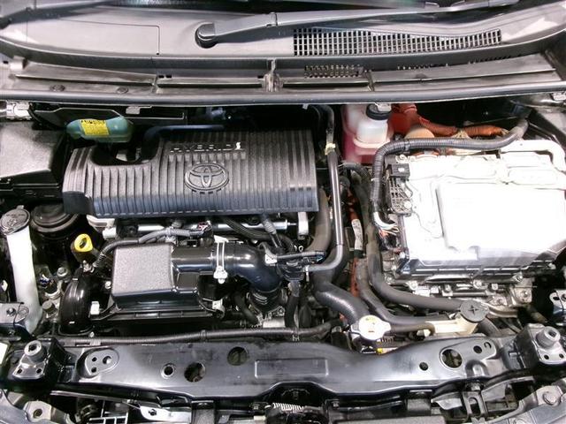 シエンタ ハイブリッドＧ　クエロ　フルセグ　メモリーナビ　ＤＶＤ再生　バックカメラ　衝突被害軽減システム　ＥＴＣ　両側電動スライド　ＬＥＤヘッドランプ　乗車定員７人　３列シート　ワンオーナー　記録簿（20枚目）