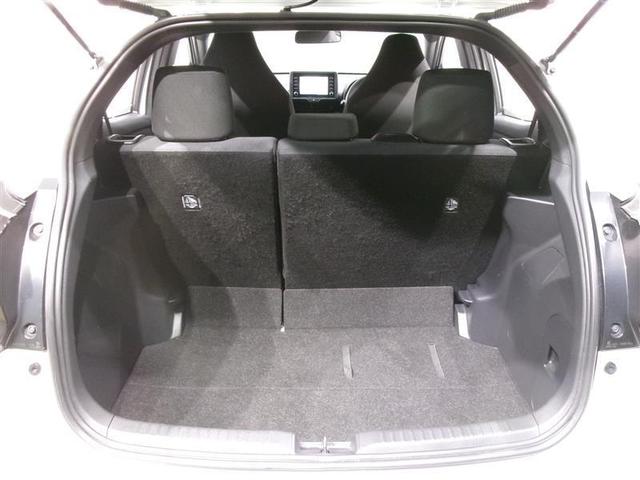 ヤリス Ｘ　トヨタ認定中古車　メモリーナビ　ミュージックプレイヤー接続可　バックカメラ　衝突被害軽減システム　ＥＴＣ（16枚目）