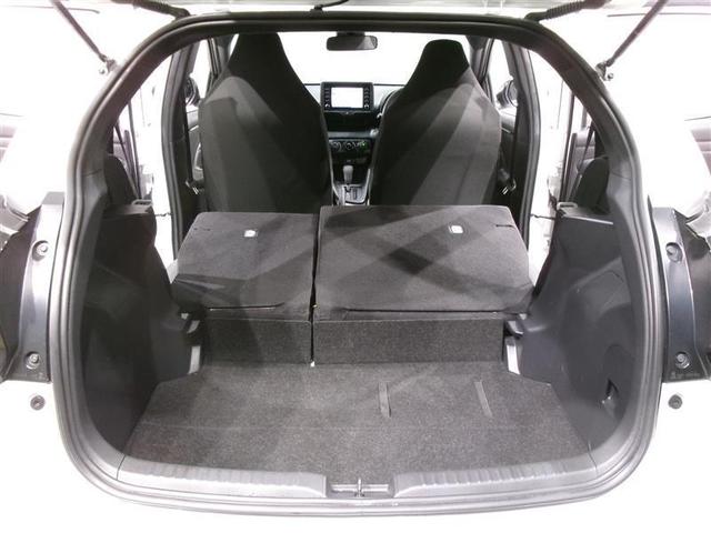 ヤリス Ｘ　トヨタ認定中古車　メモリーナビ　ミュージックプレイヤー接続可　バックカメラ　衝突被害軽減システム　ＥＴＣ（17枚目）