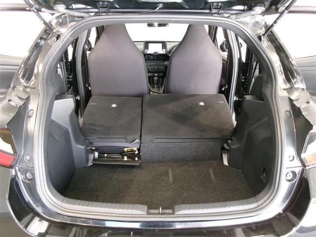 ヤリス Ｘ　トヨタ認定中古車　メモリーナビ　ミュージックプレイヤー接続可　バックカメラ　衝突被害軽減システム　ＥＴＣ　記録簿（17枚目）