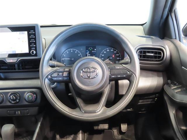 ヤリス Ｘ　メモリーナビ　ミュージックプレイヤー接続可　バックカメラ　衝突被害軽減システム　ＥＴＣ　記録簿（5枚目）