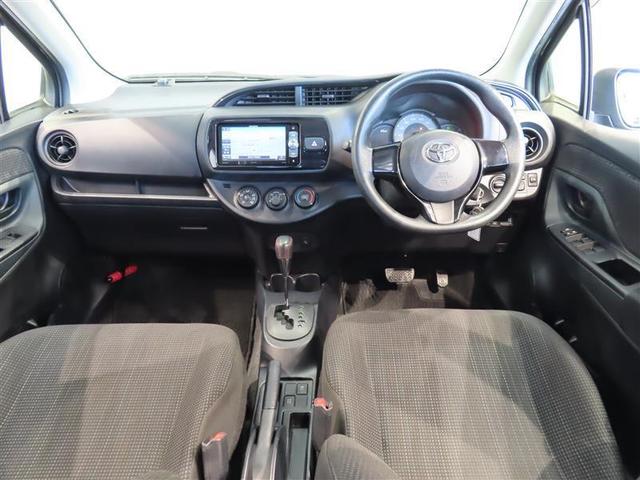 ヴィッツ Ｆ　４ＷＤ　フルセグ　メモリーナビ　ＤＶＤ再生　バックカメラ　衝突被害軽減システム　ワンオーナー　フルエアロ　記録簿（4枚目）