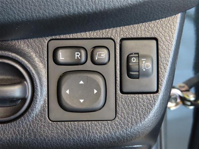 ヴィッツ Ｆ　４ＷＤ　フルセグ　メモリーナビ　ＤＶＤ再生　バックカメラ　衝突被害軽減システム　ワンオーナー　フルエアロ　記録簿（12枚目）