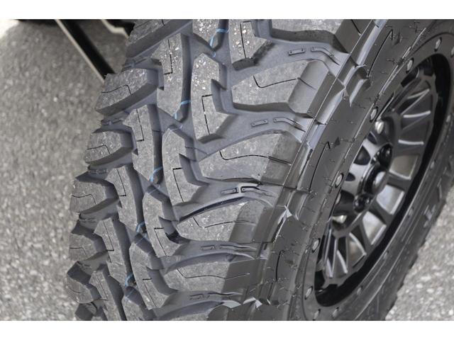 ランドクルーザー８０ ＶＸリミテッド　中期　５速マニュアル載替公認　ガソリン車　ナローボディ　新品シートカバー　新品オリジナルＡＷ　新品トーヨーオープンカントリータイヤ　フェンダーミラー　センターデフロック　サンルーフ（25枚目）