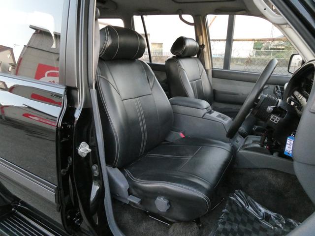 ランドクルーザー８０ ＶＸリミテッド　中期型　全塗装済　背面レス　ＡＲＢバンパー　５インチリフトアップ　輸出用角目四灯　ラグナ１６インチＡＷ　サファリシュノーケル　オールドマンエミューステダン　サクソンマフラー　リアラダー　社外スピーカー（10枚目）