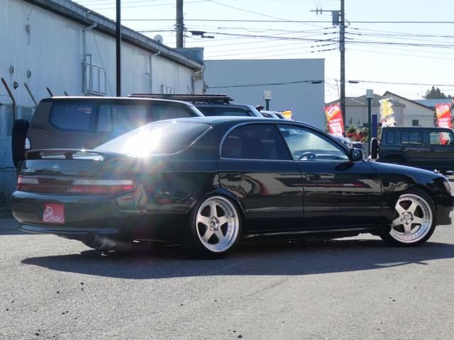 チェイサー ツアラーＶ　前期１ＪＺツインターボＥＧ　ＭＴ載替公認済　同色全塗装済み　新品１８インチＡＷ　新品タイヤ　全長式車高調　ＲＥＣＡＲＯフルバケ　前置きインタークーラー　社外砲弾マフラー　Ｄ１ｓｐｅｃステアリング（2枚目）