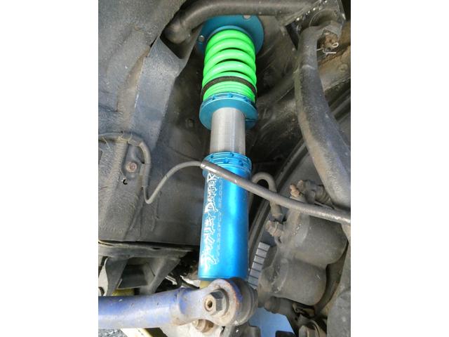 チェイサー ツアラーＶ　純正５速　新品クスコＬＳＤ　ワイドボディキット　３２６車高調　イケヤフロントアーム　ＶＩＰＥＲキーレス　デフィメーター　たにぐちデュアルマフラー　切れ角ＵＰ　グレッディブーコン　ＫＯＹＯラジエター（29枚目）