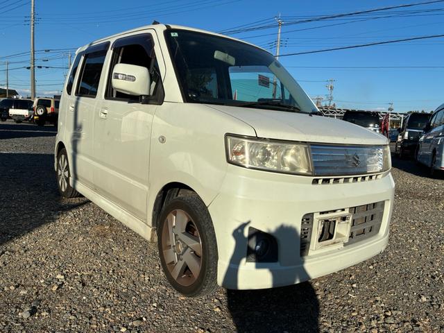 ワゴンＲ スティングレーＸ　ＡＣ　パワーウインドウ　盗難防止システム　キーレス　スマキー　ＡＢＳ付き　衝突安全ボディ　パワーステアリング　運転席エアバック　ベンチシート　フルフラット　ダブルエアバッグ（3枚目）