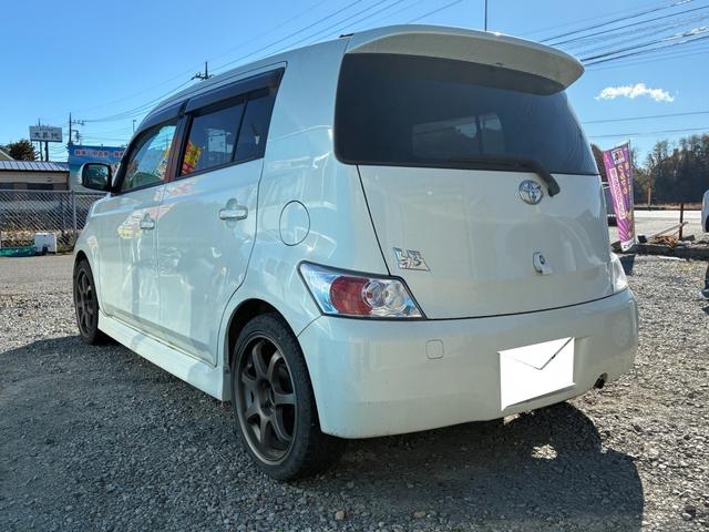 ｂＢ Ｓ　パワステ　フルフラット　ＰＷ　ＡＢＳ　ベンチシート　キーレス　助手席エアバッグ　衝突安全ボディ　エアーバッグ　電格ミラー　ＡＣ（10枚目）