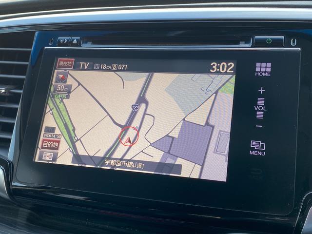 オデッセイ アブソルート・ＥＸ　衝突軽減ブレーキ／純正インターナビ／フルセグＴＶ／マルチビューカメラ／純正後席モニター／ＬＥＤヘッドライト／両側電動スライドドア／運転席パワーシート／純正アルミ／ＥＴＣ／ハーフレザーシート／７人乗り／（7枚目）