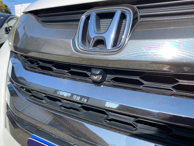 オデッセイ アブソルート・ＥＸ　衝突軽減ブレーキ／純正インターナビ／フルセグＴＶ／マルチビューカメラ／純正後席モニター／ＬＥＤヘッドライト／両側電動スライドドア／運転席パワーシート／純正アルミ／ＥＴＣ／ハーフレザーシート／７人乗り／（15枚目）