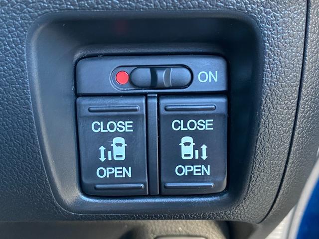 N-BOX G SSパッケージ 2トーンカラースタイル/衝突軽減ブレーキ/ブラックインテリア/メモリーナビ/TV/DVD再生機能/両側電動スライドドア/前後ドライブレコーダー/スマートキー/純正アルミホイール/ETC/(23枚目)