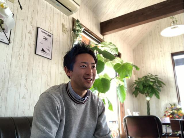 オデッセイ アブソルート・２０ｔｈアニバーサリー　純正ナビ／純正リア席モニター／フルセグＴＶ／バックカメラ／両側電動スライドドア／専用コンビシート／運転席８ウェイパワーシート／ＬＥＤヘッドライト／フォグライト／コンフォートビューパッケージ／ＥＴＣ（2枚目）