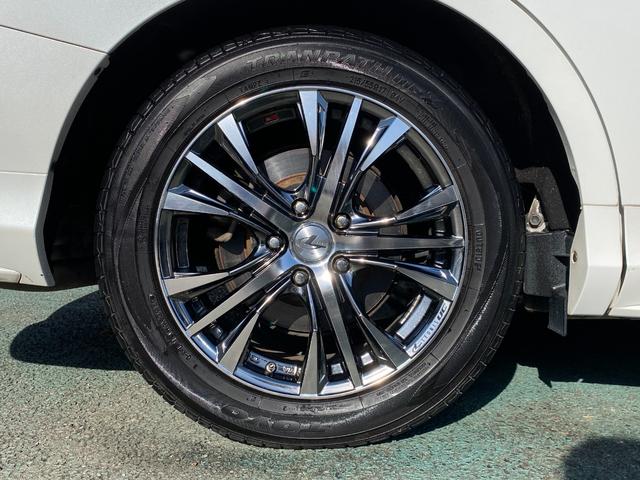 オデッセイ アブソルート・２０ｔｈアニバーサリー　純正ナビ／純正リア席モニター／フルセグＴＶ／バックカメラ／両側電動スライドドア／専用コンビシート／運転席８ウェイパワーシート／ＬＥＤヘッドライト／フォグライト／コンフォートビューパッケージ／ＥＴＣ（22枚目）