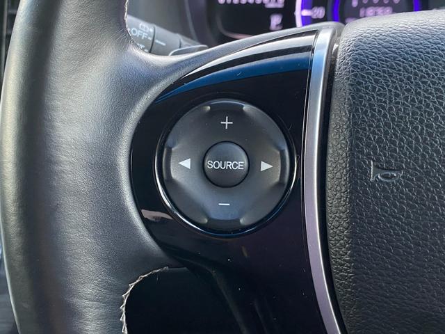 オデッセイ アブソルート・２０ｔｈアニバーサリー　純正ナビ／純正リア席モニター／フルセグＴＶ／バックカメラ／両側電動スライドドア／専用コンビシート／運転席８ウェイパワーシート／ＬＥＤヘッドライト／フォグライト／コンフォートビューパッケージ／ＥＴＣ（32枚目）