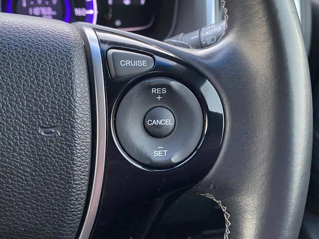 オデッセイ アブソルート・２０ｔｈアニバーサリー　純正ナビ／純正リア席モニター／フルセグＴＶ／バックカメラ／両側電動スライドドア／専用コンビシート／運転席８ウェイパワーシート／ＬＥＤヘッドライト／フォグライト／コンフォートビューパッケージ／ＥＴＣ（33枚目）