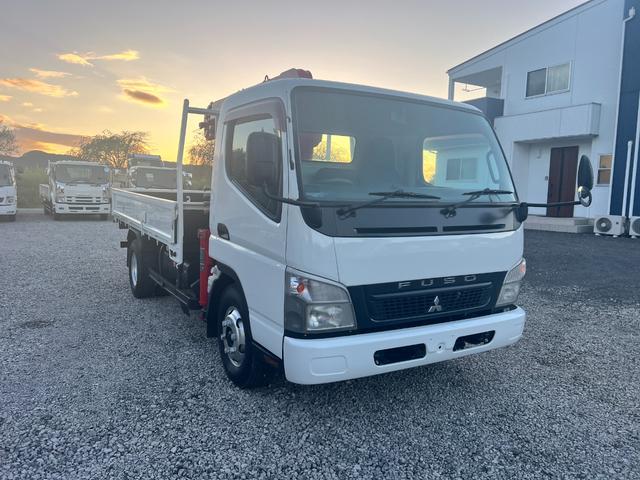 キャンター  3段 クレーン付き 5速マニュアル ラジコン付き 平ボディ 3段クレーン・フックイン2.63t吊り クレーン型式URU263N  全塗装済み 積載2000kg 荷台寸法長さ 369cm 幅 199cm(23枚目)