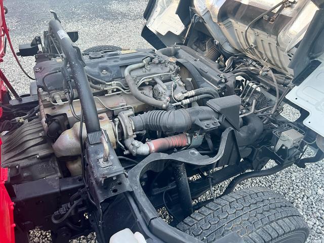 キャンター  3段 クレーン付き 5速マニュアル ラジコン付き 平ボディ 3段クレーン・フックイン2.63t吊り クレーン型式URU263N  全塗装済み 積載2000kg 荷台寸法長さ 369cm 幅 199cm(39枚目)