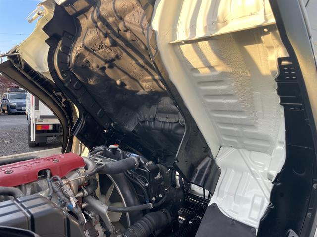 ヒノレンジャー 4t 平ボディロング AT 左電動格ミラー 荷台寸法 長さ618cm 幅212cm 荷台縞板貼付(17枚目)