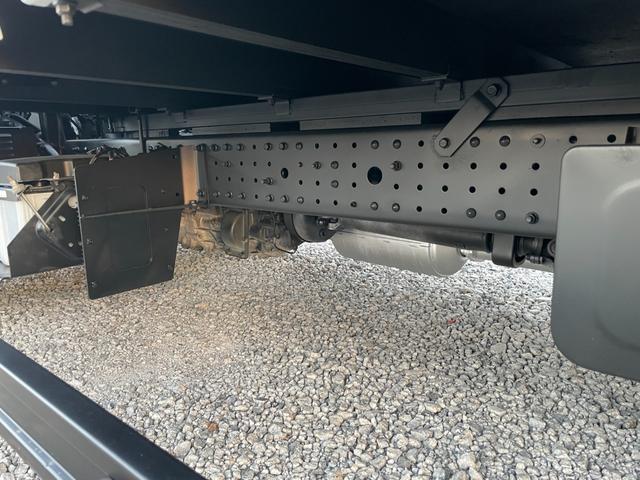 キャンター ロング 2t 平ボディロング AT 左電動格ミラー 荷台寸法 長さ435cm 幅206cm ディーゼルターボ(20枚目)