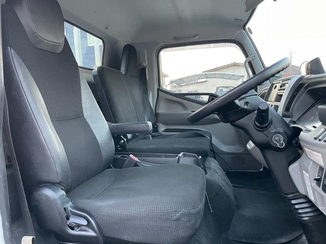 キャンター ロング 2t 平ボディロング AT 左電動格ミラー 荷台寸法 長さ435cm 幅206cm ディーゼルターボ(40枚目)