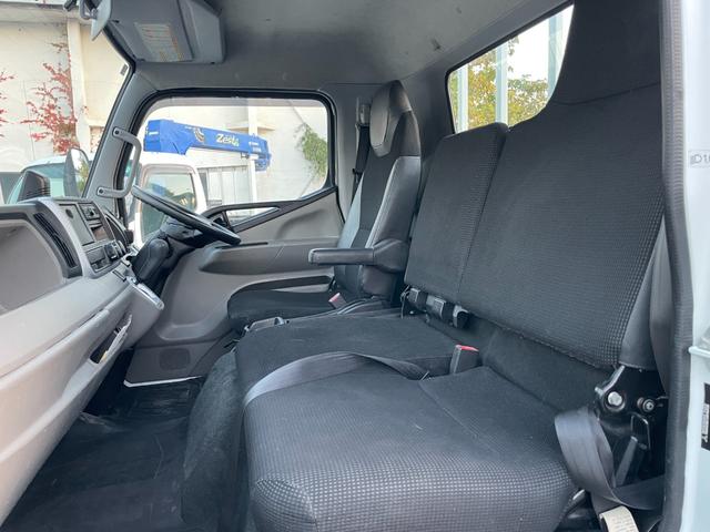 キャンター ロング 2t 平ボディロング AT 左電動格ミラー 荷台寸法 長さ435cm 幅206cm ディーゼルターボ(43枚目)