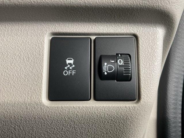 Ｎ－ＢＯＸ ファッションスタイル　禁煙　ソナー　盗難防止装置　スマートキ　ＬＥＤランプ　ＥＴＣ　バックモニター　１オーナー　サイドカーテンエアバック　ドライブレコーダー　クルコン　パワーステアリング　ＶＳＡ（39枚目）