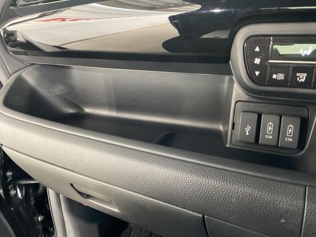 Ｎ－ＢＯＸカスタム Ｌ　・前後ドラレコ装着車　Ｐソナー　禁煙　１オーナー　サイドエアバッグ　ナビＴＶ　Ａストップ　シートヒータ　キーフリーシステム　ＬＥＤライト　リアカメ　クルーズコントロール　ＡＣ　ＤＶＤ視聴可能　スマキー（33枚目）