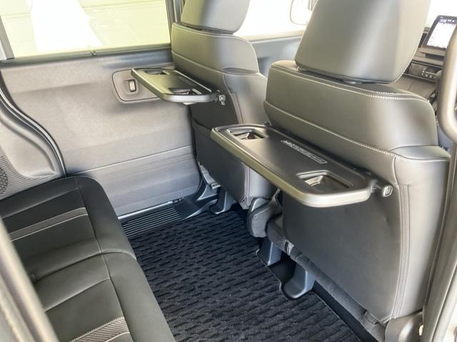 Ｎ－ＢＯＸカスタム コーディネートスタイル　オートクルーズ　禁煙　Ｗ電動ドア　シートヒータ　ＬＥＤ　ＥＳＣ　リアカメラ　ＥＴＣ　ソナー　ＤＶＤ　アイドリングストップ　エアコン　ドラレコ　サイドエアバック　パワーウィンドウ（15枚目）