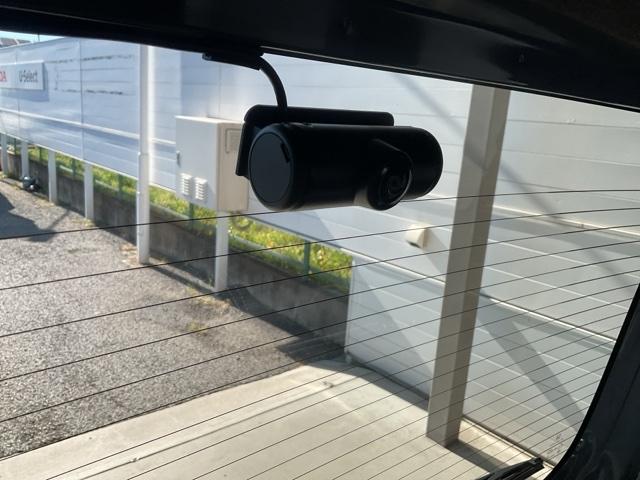 Ｎ－ＢＯＸカスタム コーディネートスタイル　オートクルーズ　禁煙　Ｗ電動ドア　シートヒータ　ＬＥＤ　ＥＳＣ　リアカメラ　ＥＴＣ　ソナー　ＤＶＤ　アイドリングストップ　エアコン　ドラレコ　サイドエアバック　パワーウィンドウ（33枚目）