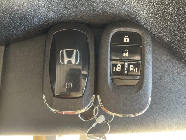 Ｎ－ＢＯＸカスタム コーディネートスタイル　オートクルーズ　禁煙　Ｗ電動ドア　シートヒータ　ＬＥＤ　ＥＳＣ　リアカメラ　ＥＴＣ　ソナー　ＤＶＤ　アイドリングストップ　エアコン　ドラレコ　サイドエアバック　パワーウィンドウ（37枚目）