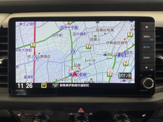 フィット e:HEVホーム ・当社デモカー・前後ドラレコ装着車 前後誤発進抑制機能 クリソナ 助手席エアバッグ 運転席エアバッグ 1オナ シートヒーター アイドリングストップ 禁煙 LEDライト バックカメラ ABS DVD再生(23枚目)