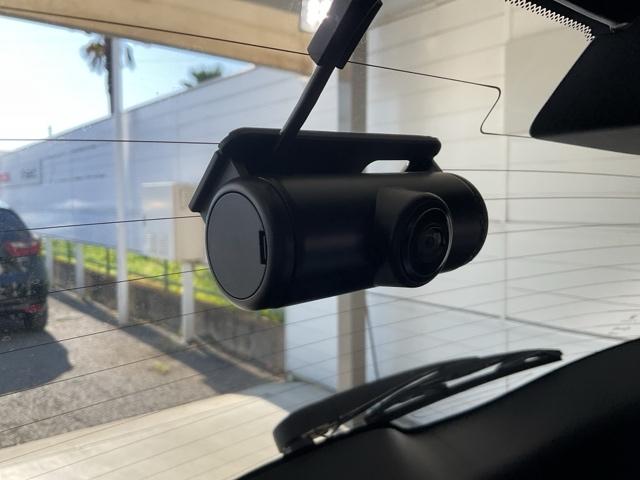 フィット e:HEVホーム ・当社デモカー・前後ドラレコ装着車 前後誤発進抑制機能 クリソナ 助手席エアバッグ 運転席エアバッグ 1オナ シートヒーター アイドリングストップ 禁煙 LEDライト バックカメラ ABS DVD再生(31枚目)