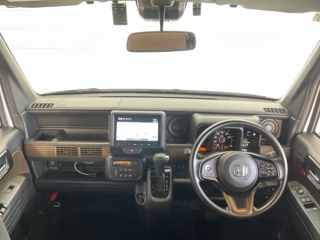 Ｎ－ＶＡＮ ファンスタイル＋ネイチャー　・当社デモカー・前後ドラレコ装着車　ＬＥＤライト　両側スライド　禁煙車　リアカメラ　衝突軽減ブレーキ　クリアランスソナー　エアコン　ＶＳＡ　スマートキー　クルーズコントロール　運転席エアバッグ　ＥＴＣ（13枚目）