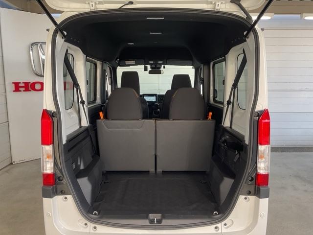 Ｎ－ＶＡＮ ファンスタイル＋ネイチャー　・当社デモカー・前後ドラレコ装着車　ＬＥＤライト　両側スライド　禁煙車　リアカメラ　衝突軽減ブレーキ　クリアランスソナー　エアコン　ＶＳＡ　スマートキー　クルーズコントロール　運転席エアバッグ　ＥＴＣ（19枚目）
