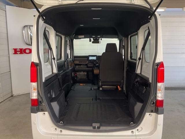 Ｎ－ＶＡＮ ファンスタイル＋ネイチャー　・当社デモカー・前後ドラレコ装着車　ＬＥＤライト　両側スライド　禁煙車　リアカメラ　衝突軽減ブレーキ　クリアランスソナー　エアコン　ＶＳＡ　スマートキー　クルーズコントロール　運転席エアバッグ　ＥＴＣ（21枚目）