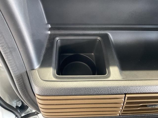 Ｎ－ＶＡＮ ファンスタイル＋ネイチャー　・当社デモカー・前後ドラレコ装着車　ＬＥＤライト　両側スライド　禁煙車　リアカメラ　衝突軽減ブレーキ　クリアランスソナー　エアコン　ＶＳＡ　スマートキー　クルーズコントロール　運転席エアバッグ　ＥＴＣ（32枚目）