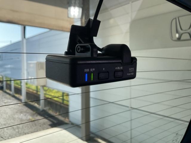 Ｎ－ＷＧＮ Ｌホンダセンシング　・前後ドラレコ装着車　ＥＴＣ装備　Ｂモニタ　誤発進抑制　１オナ　禁煙車　ＬＥＤランプ　シートヒータ　横滑り防止機能　パーキングセンサー　セキュリティアラーム　キーフリー　スマートキー　オートエアコン（26枚目）