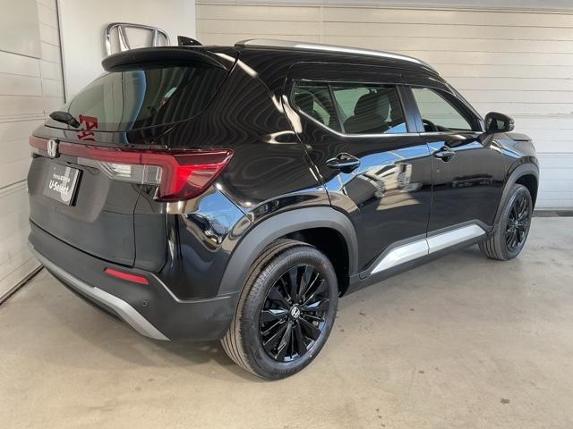 ＷＲ－Ｖ Ｚ＋ブラックスタイル　・当社デモカー・前後ドラレコ装着車・ひょう害現状販売車　オートクルーズコントロール　クリアランスソナー　ＥＴＣ　ＬＥＤヘッドランプ　フルセグ　盗難防止システム　衝突被害軽減システム　スマートキー（8枚目）