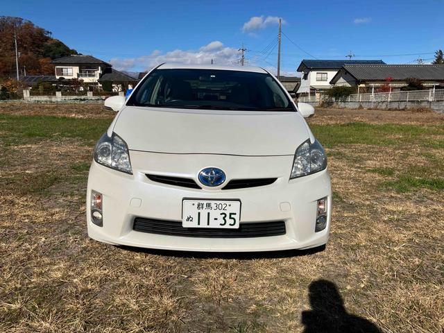 プリウス G ETC オートクルーズコントロール バックカメラ ナビ アルミホイール CVT スマートキー アイドリングストップ 電動格納ミラー 盗難防止システム ベンチシート CD 衝突安全ボディ ABS ESC(13枚目)